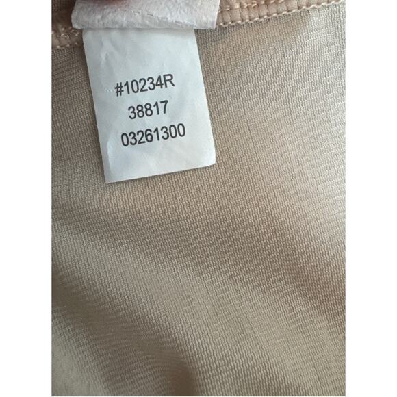 Spanx 1X Beige Shape wear bottoms - Picture 5 of 8